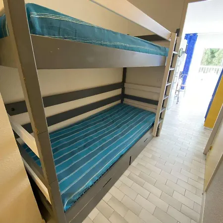 Studio Cabine Climatise Avec Parking A Port Camargue, Proche Plage - Fr-1-250-208 Le Grau-du-Roi